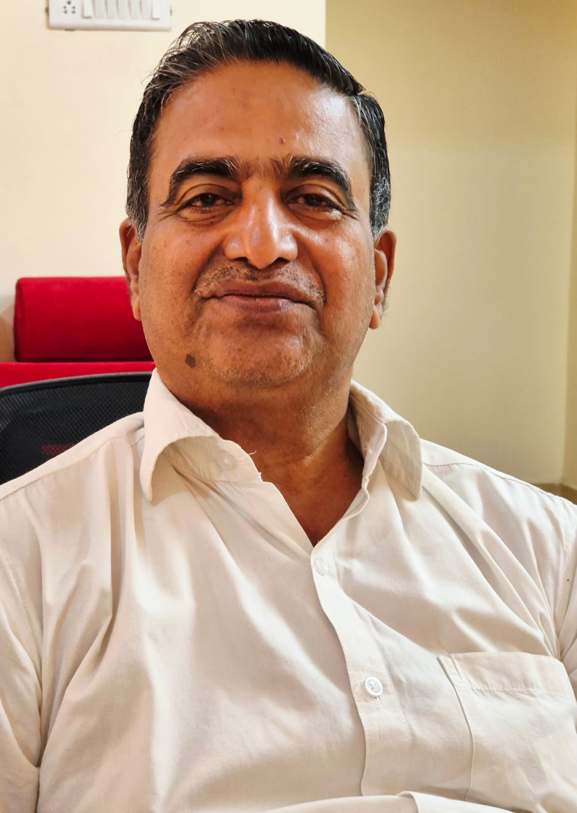 Dr. E.Soundararajan